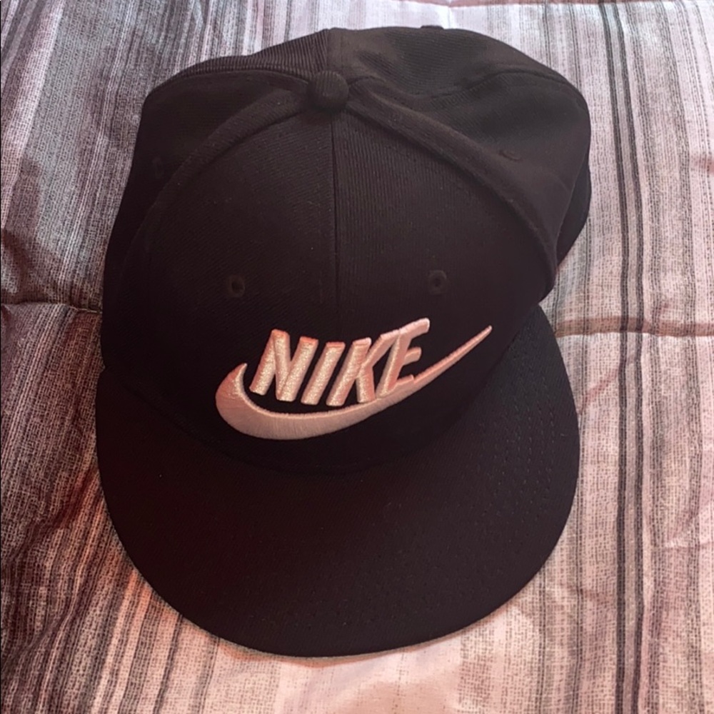 Nike Snapback Hat